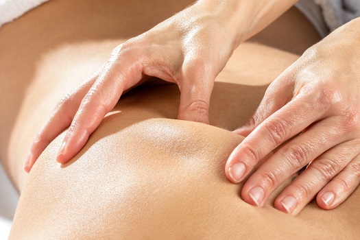 https://www.laspine.com/wp-content/uploads/2019/05/Back-Massage.jpg