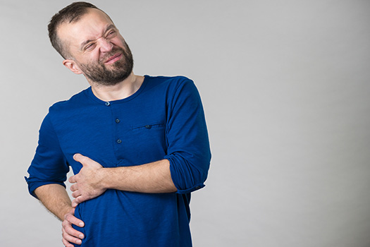Causes of Spine-Related Pain in the Ribs in Los Angeles, CA
