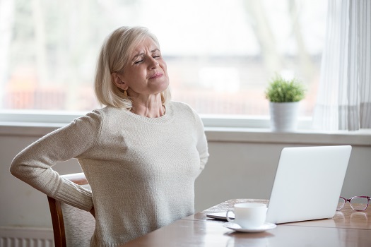 Large Breasts and the Risks of Back Pain in Los Angeles, CA