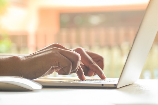 Tips to Use Ergonomic Practices with Your Laptop in Los Angeles, CA